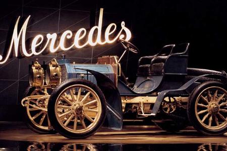 Mercedes Simplex 40 PS (1902) im Mercedes Museum