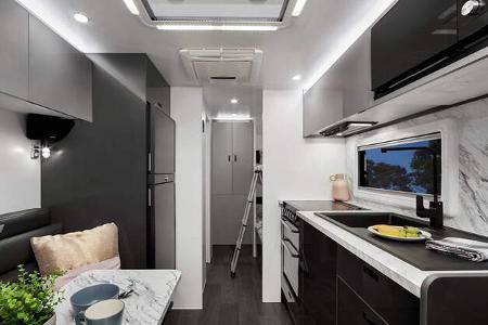 Lotus Off Grid Caravan Wohnwagen