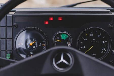 Unimog U 1550 L Auktion