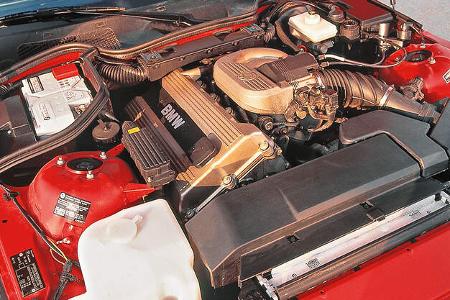 BMW Z3 1.8 Roadster (E36-7), Motor