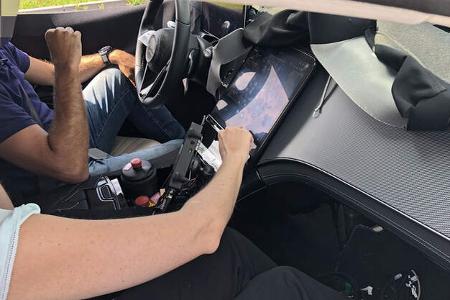 Erlkönig Mercedes EQS