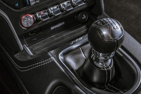 Ford Mustang GT, Interieur