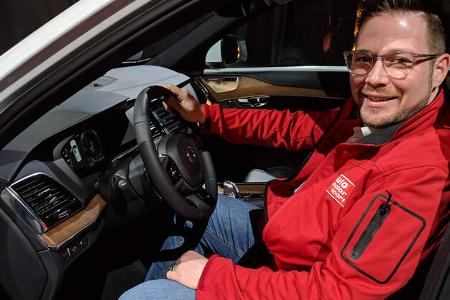 Volvo Safety Moments