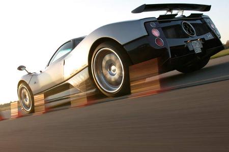 Pagani Zonda F 04