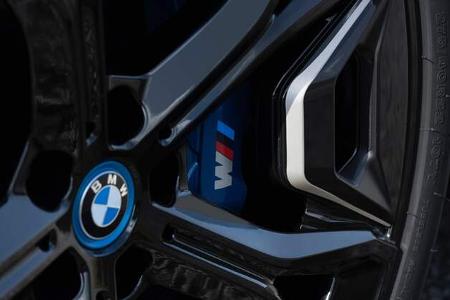 BMW iX M60 Premiere