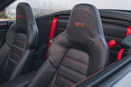 Porsche 911 Carrera GTS Cabriolet America Edition