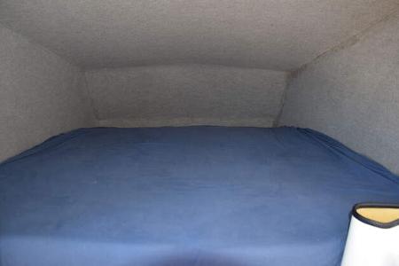 Saab 9000 CC Toppola Camper Alokovenbett