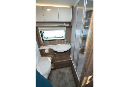 Fendt Tendenza 560 SFDW Badezimmer