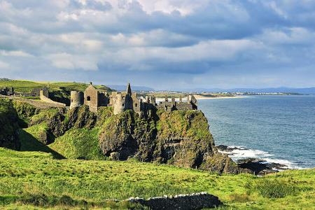 Irland Reise Steilkueste f