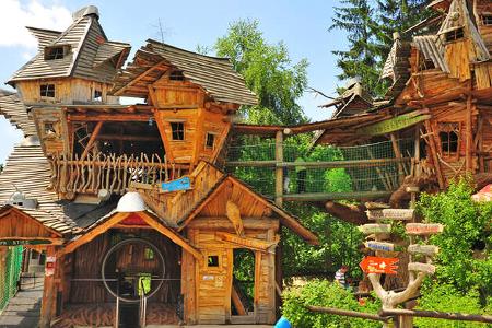 Kletterhaus, BŠume, Himmel