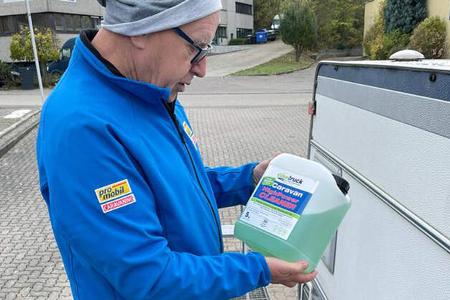 blaue promobil Jacke, Caravan High Power Cleaner, Caravan, Mütze, Test blaue promobil Jacke, Caravan High Power Cleaner, Caravan, Mütze, Test