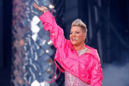 Pink gratuliert ihrem Sohn liebevoll zum achten Geburtstag Pink gratuliert ihrem Sohn liebevoll zum achten Geburtstag
