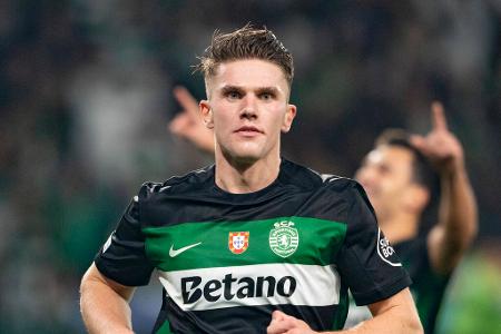 PSG will Torjäger im Winter - Viktor Gyökeres stellt seine Torjäger-Qualitäten aktuell bei Sporting unter Beweis. Laut dem Portal 'fichajes.net' hat Paris Saint-Germain den schwedischen Angreifer als Ziel für die anstehende Winter-Transferperiode ausgemacht. Günstig wäre der 26-Jährige aber wohl keinesfalls.