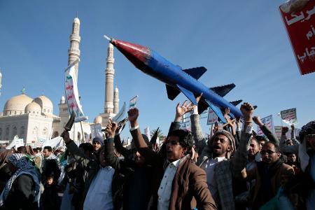 Erneut feuern die Huthi im Jemen eine Rakete auf Israel ab. (Archivbild) Erneut feuern die Huthi im Jemen eine Rakete auf Israel ab. (Archivbild)