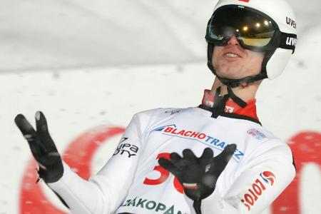 Skispringer Stekala mit bewegendem Coming-out Skispringer Stekala mit bewegendem Coming-out