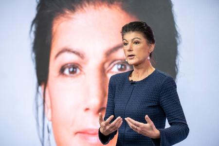 Das Bündnis Sahra Wagenknecht hat auf 39 Seiten einen langen Forderungskatalog zur Bundestagswahl formuliert. (Archivbild) Das Bündnis Sahra Wagenknecht hat auf 39 Seiten einen langen Forderungskatalog zur Bundestagswahl formuliert. (Archivbild)