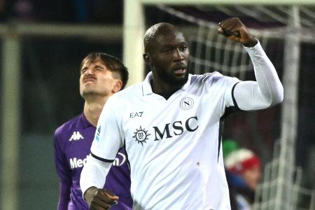 Serie A: Neapel übernimmt Tabellenführung