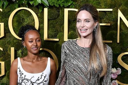 Nach Scheidung: Angelina Jolie schillert zusammen mit Tochter Zahara Nach Scheidung: Angelina Jolie schillert zusammen mit Tochter Zahara
