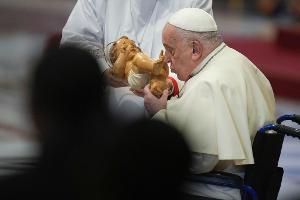 Papst holt erstmals Frau an Spitze einer Vatikanbehörde