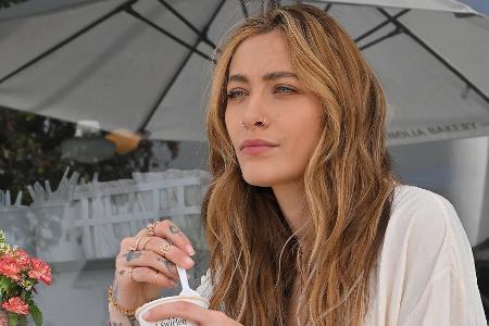 Paris Jackson feiert Paris Jackson feiert