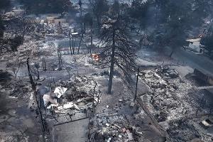 Brände in Los Angeles: Zwei Feuer weiterhin außer Kontrolle