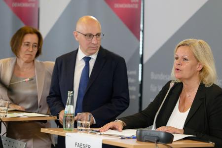 Aktuell leiten die Vizepräsidenten Sinan Selen und Silke Willems das Bundesamt für Verfassungsschutz. (Archivfoto)