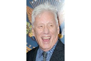 "Ein Wunder": Haus von Filmstar James Woods überlebt Brände
