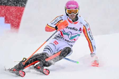 Slalom in Adelboden: Straßer Zweiter nach Durchgang eins Slalom in Adelboden: Straßer Zweiter nach Durchgang eins