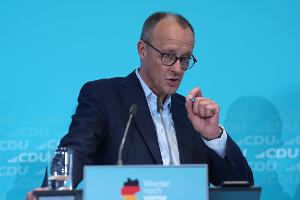 Merz erwartet bei Wahlsieg rasche positive Stimmungswende