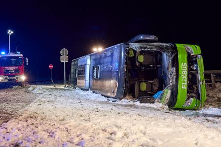 Es gab zwei Todesopfer bei dem Unfall auf der A11.