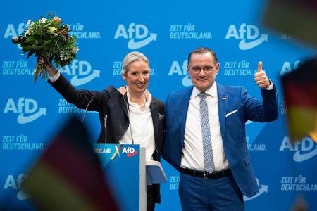 Noch vor der Debatte über das Wahlprogramm bestimmten die Delegierten die Co-Vorsitzende, Alice Weidel, zur Kanzlerkandidatin der AfD für die Bundestagswahl am 23. Februar.