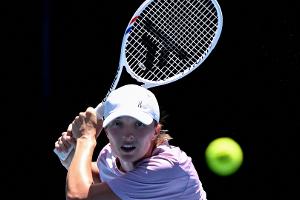 Australian Open: Swiatek und Gauff locker weiter