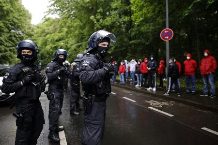 Polizeikosten: Weitere Bundesländer könnten nachziehen Polizeikosten: Weitere Bundesländer könnten nachziehen