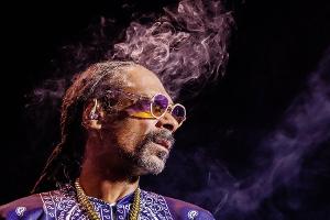 Snoop Dogg lobt Feuerwehrleute und kündigt mögliches Benefizkonzert an