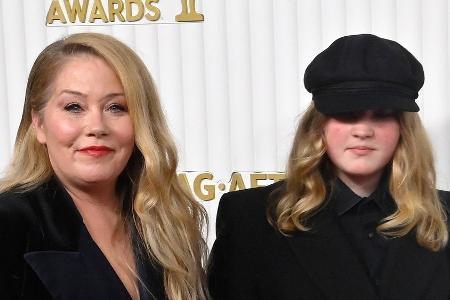 Brände in L.A.: Diese Menschen versteht Christina Applegate nicht Brände in L.A.: Diese Menschen versteht Christina Applegate nicht