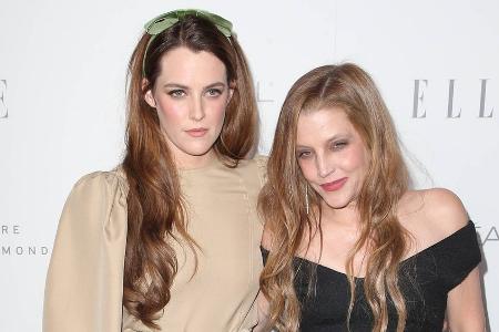 Riley Keough musste Lisa Marie Presley aus dem Gefängnis anrufen Riley Keough musste Lisa Marie Presley aus dem Gefängnis anrufen