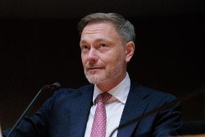 Lindner gegen Grünen-Kurs beim Atomausstieg: "Parteipolitik"