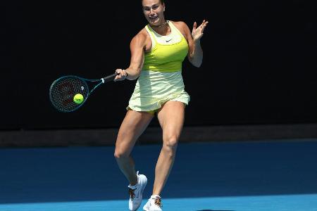 Hartes Stück Arbeit: Sabalenka müht sich weiter Hartes Stück Arbeit: Sabalenka müht sich weiter