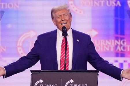 Donald Trump verlegt Amtseinführung ins Kapitol Donald Trump verlegt Amtseinführung ins Kapitol