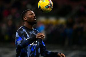 Inter weiter auf Neapels Fersen