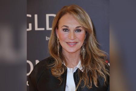 Caroline Beil geht unter die Schlagersängerinnen Caroline Beil geht unter die Schlagersängerinnen