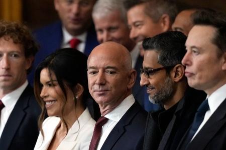 Amtseinführung von Trump: Tech-Milliardäre stehen Spalier Amtseinführung von Trump: Tech-Milliardäre stehen Spalier