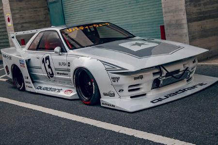 Liberty Walk Nissan Skyline R32 Extrem-Bodykit
