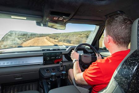 Land Rover Defender Octa 