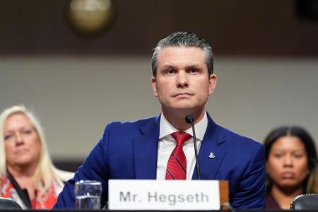 Gegen Donald Trumps umstrittenen Wunschkandidaten für die Spitze des US-Verteidigungsministeriums sind neue Missbrauchsvorwürfe laut geworden. (Archivbild) Gegen Donald Trumps umstrittenen Wunschkandidaten für die Spitze des US-Verteidigungsministeriums sind neue Missbrauchsvorwürfe laut geworden. (Archivbild)
