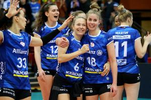 Volleyball: Stuttgart und Schwerin in den Play-offs