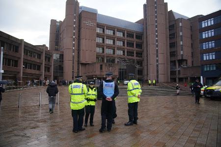 Im Liverpooler Gericht wird das Strafmaß verkündet. Im Liverpooler Gericht wird das Strafmaß verkündet.