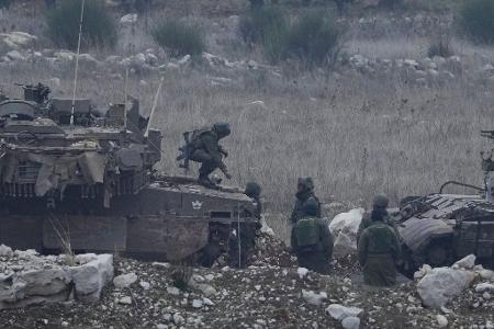 Israels Armee baut laut einem Bericht in der Pufferzone zu Syrien. (Archivbild)