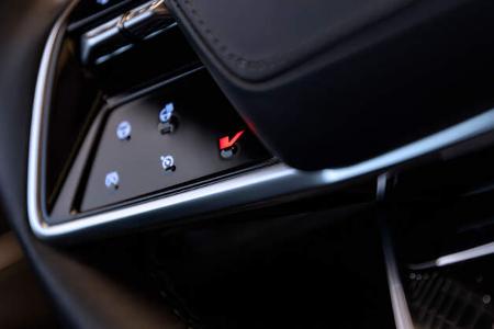 Cadillac Lyriq-V