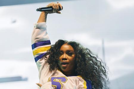 Halbzeitshow beim Super Bowl: SZA singt mit Kendrick Lamar Halbzeitshow beim Super Bowl: SZA singt mit Kendrick Lamar